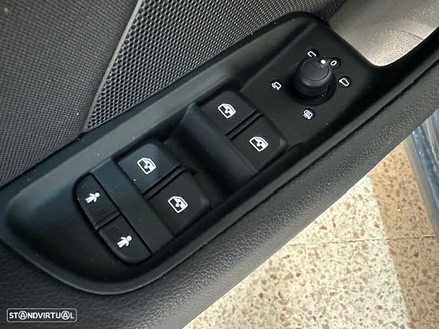 Audi A3 Sportback 30 TDI Design - 22