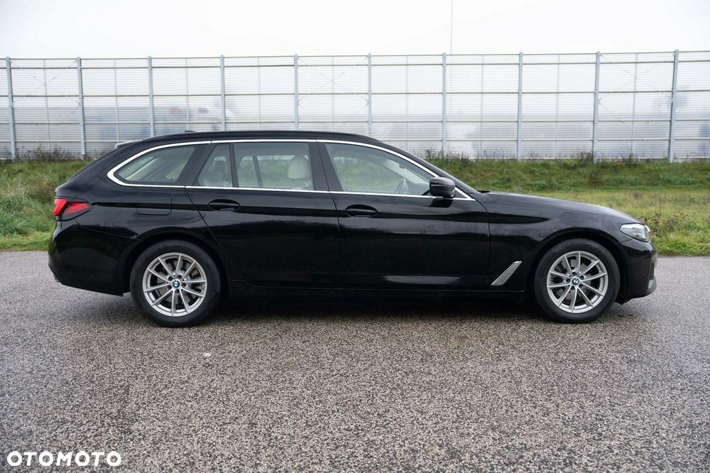 BMW Seria 5 518d Business Edition - 10