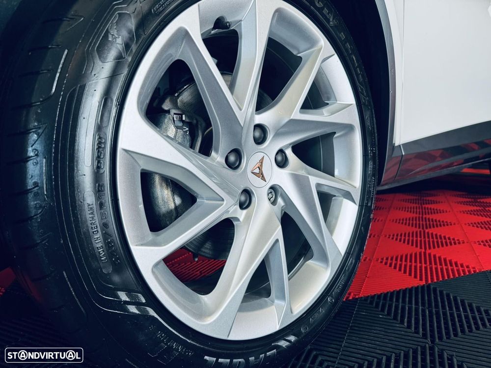 Cupra Formentor 1.4 e-Hybrid DSG - 19