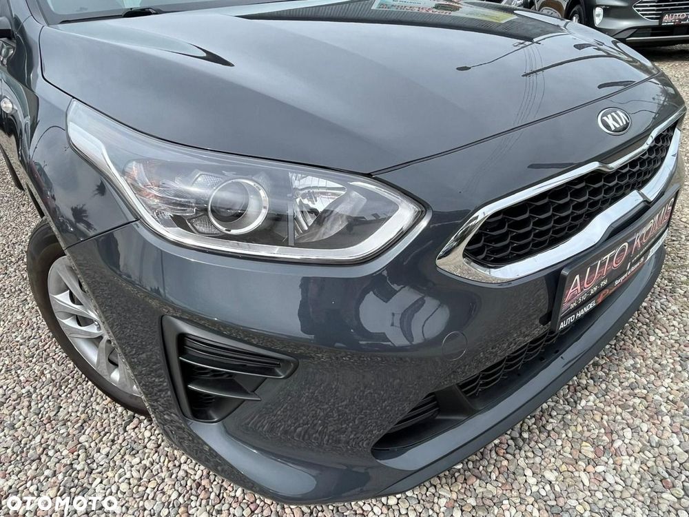 Kia Ceed - 23