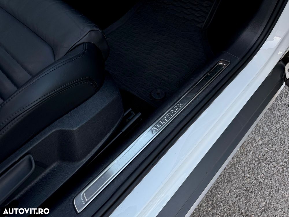 Volkswagen Passat Alltrack 2.0 TDI DSG 4Motion - 16