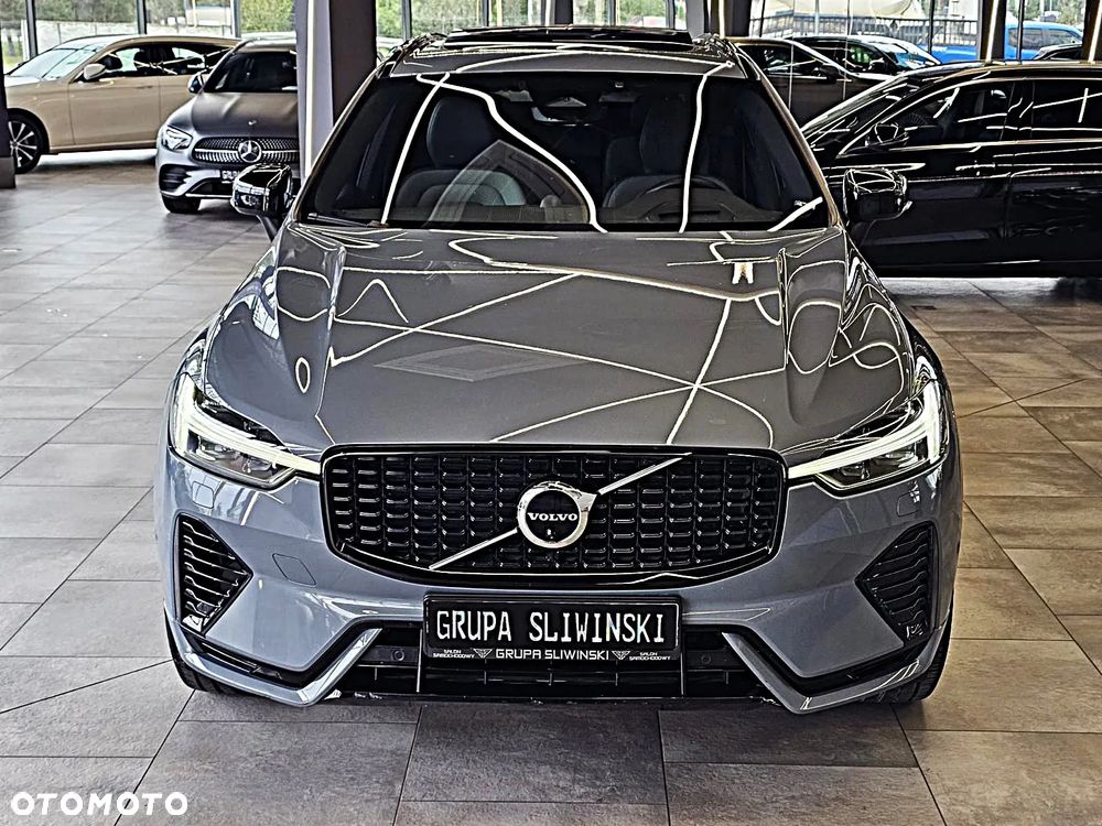 Volvo XC 60 T8 AWD Recharge Plus Black Edition - 14