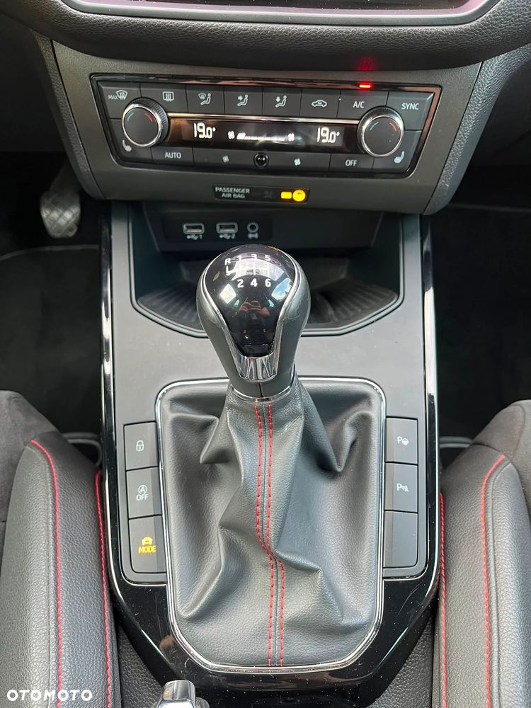 Seat Arona 1.5 TSI EVO FR - 29