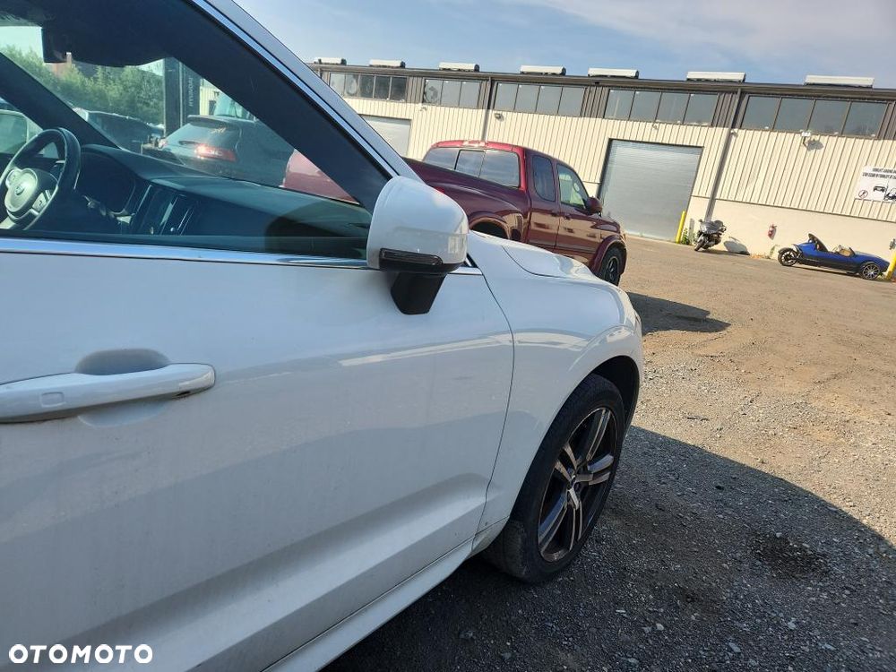 Volvo XC 60 - 24
