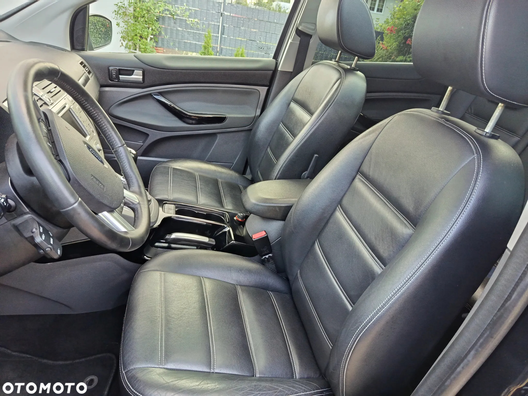 Ford Kuga 2.0 TDCi 2x4 Champions Edition - 18