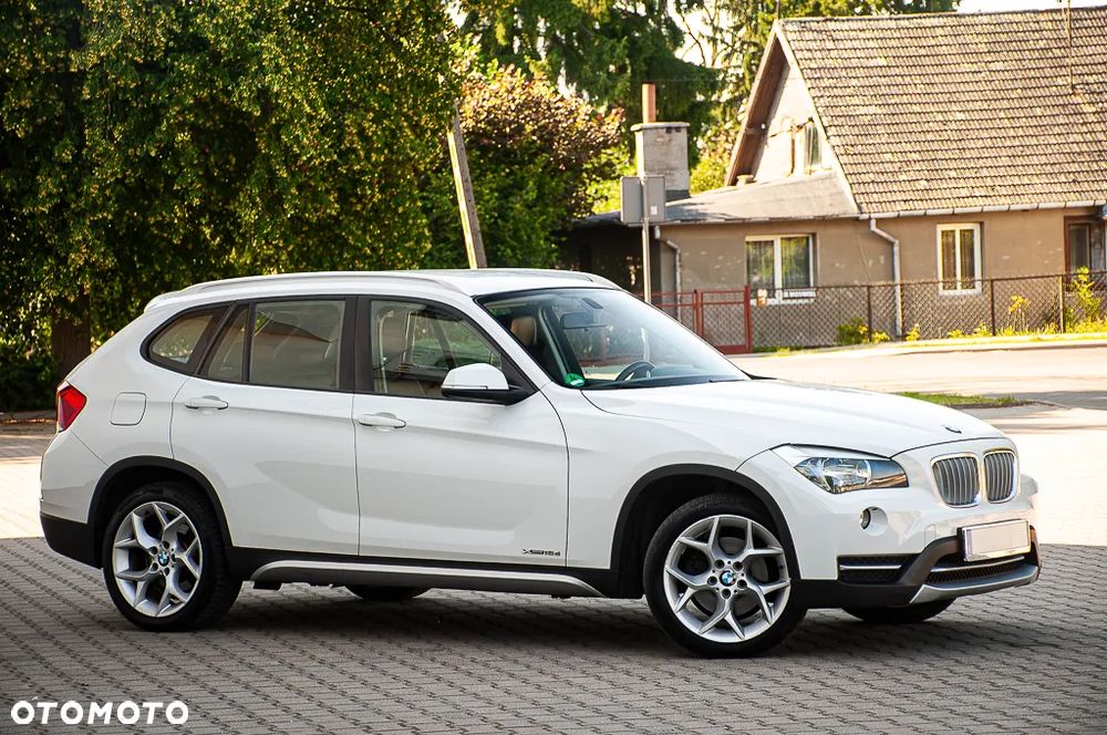 BMW X1 xDrive18d xLine - 17
