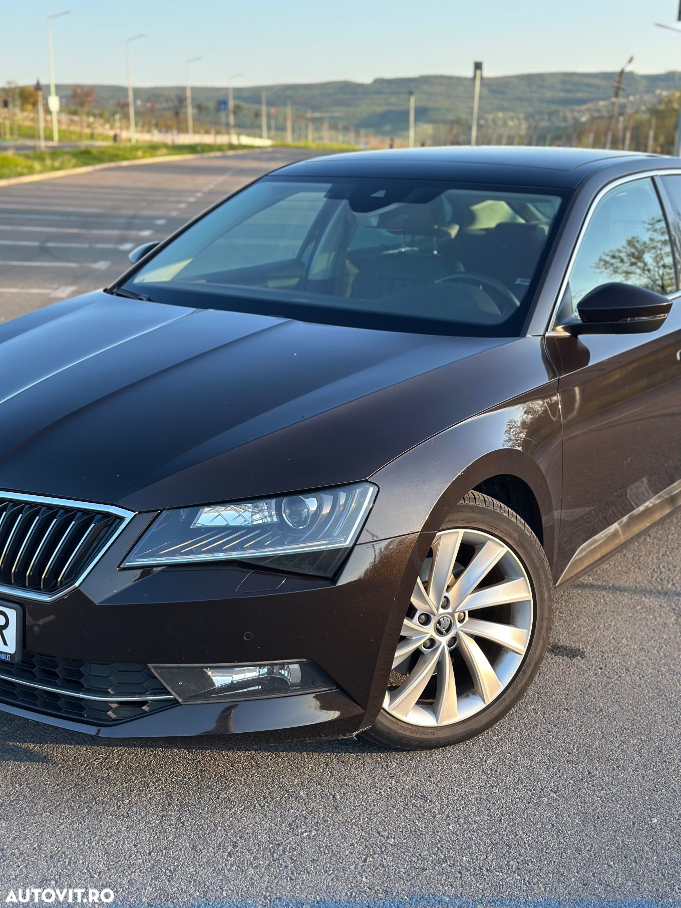 Skoda Superb 2.0 TDI DSG 4X4 Ambition - 5
