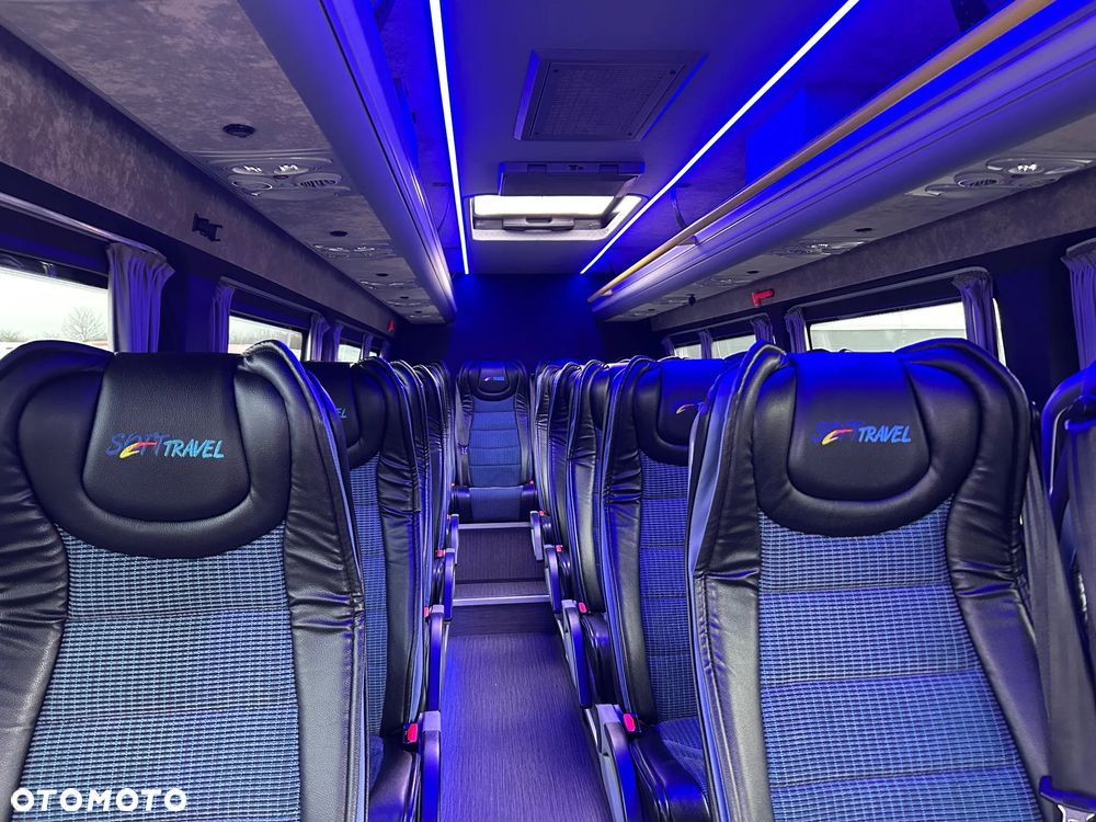 Mercedes-Benz Sprinter 519 - 14