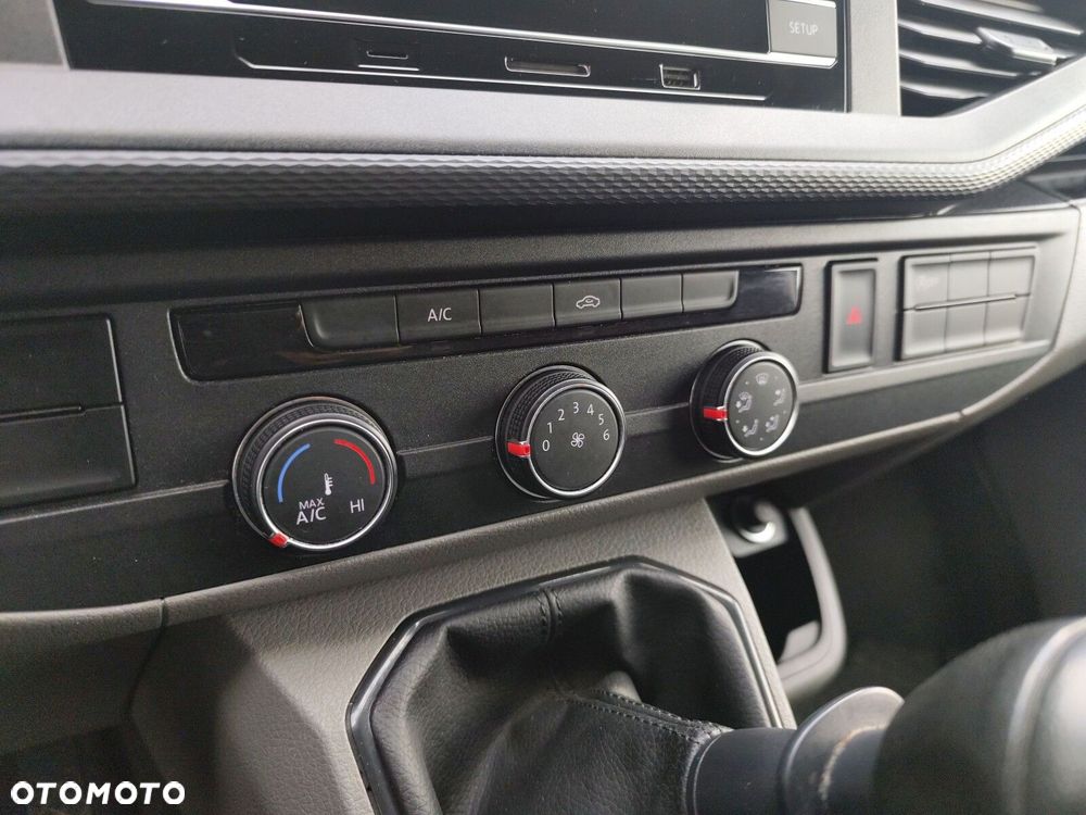 Volkswagen Transporter L2 - 16
