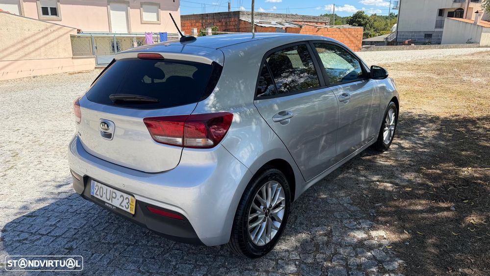 Kia Rio 1.2 CVVT LX - 4