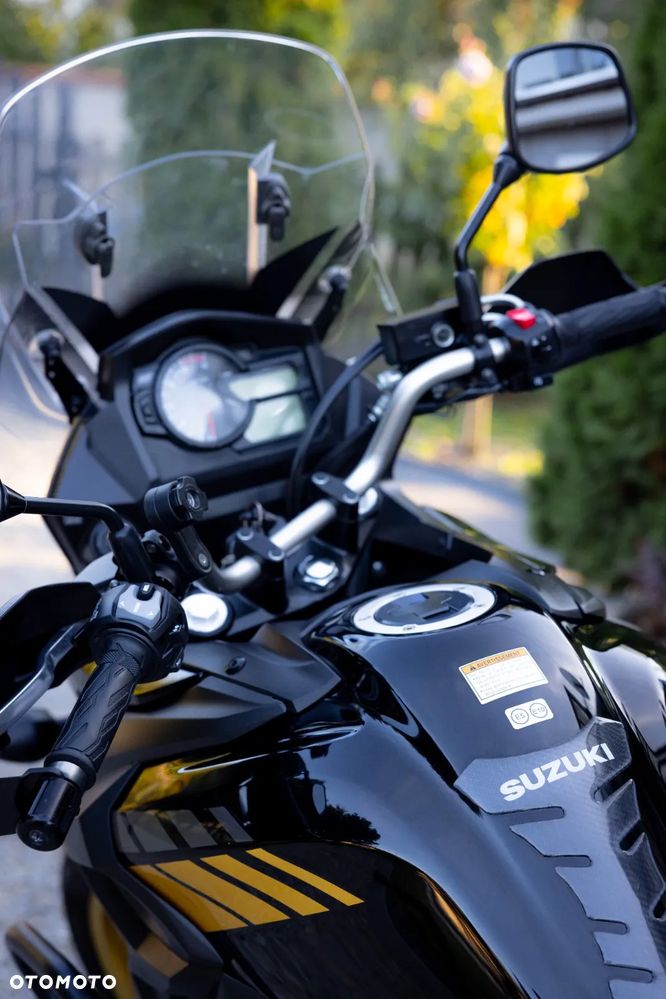 Suzuki V-STROM - 21