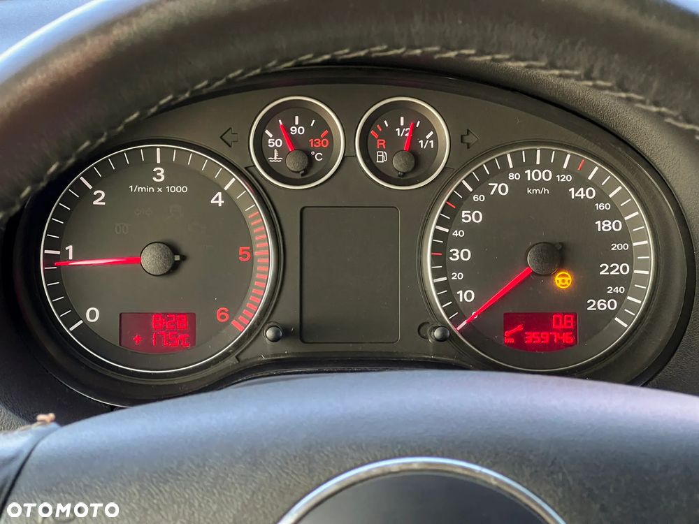 Audi A3 3-drzwiowe 2.0 TDI Attraction - 21
