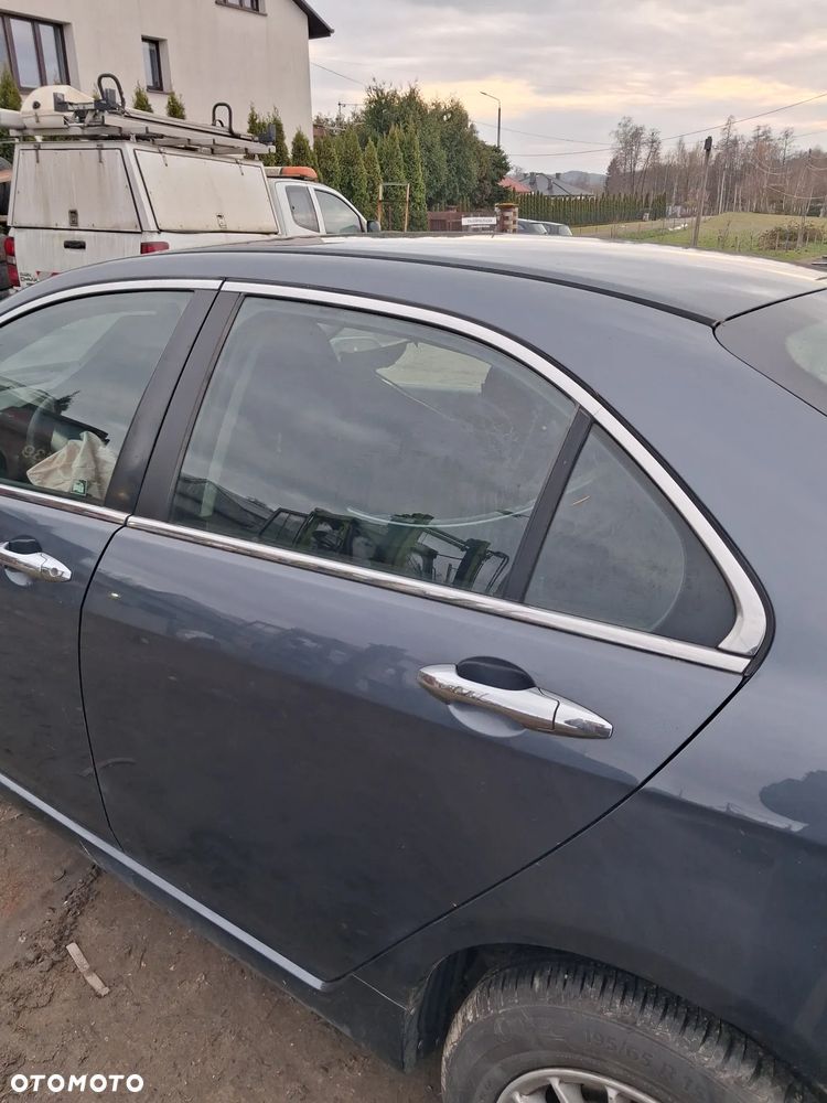 Honda accord VII drzwi lewy tyl NH658P - 3