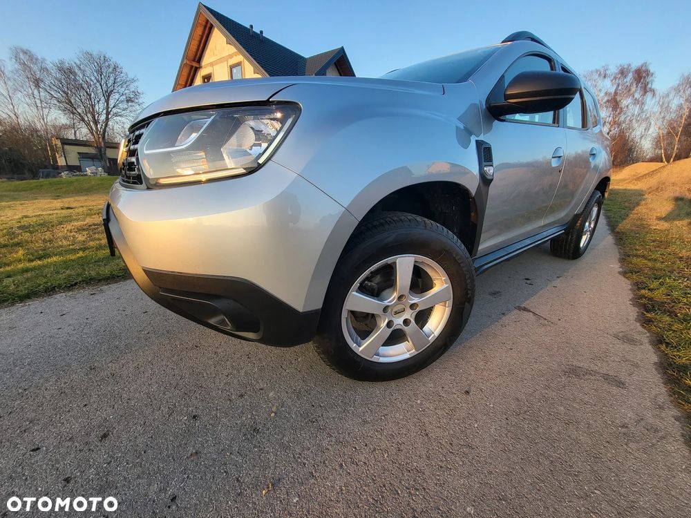 Dacia Duster 1.6 SCe Essential - 8