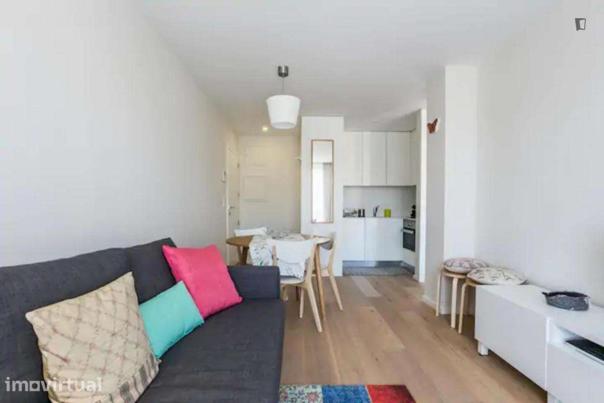 Apartamento com 1 quartos - localizado em Santo Ildefonso Porto - Grande imagem: 4/11