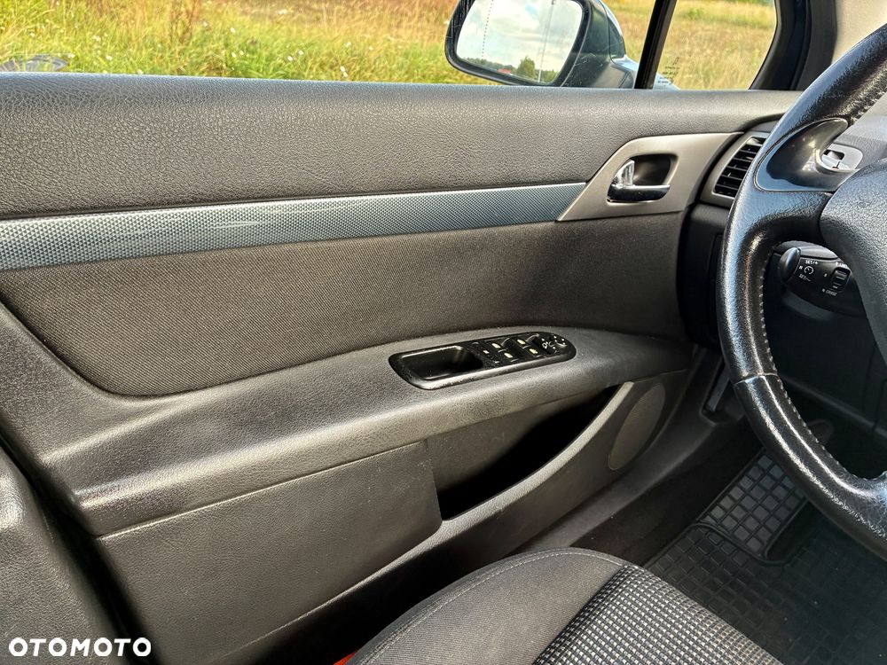 Peugeot 407 140 Sport - 30