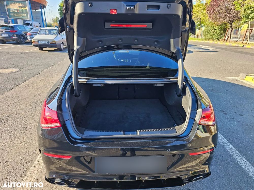 Mercedes-Benz CLA - 9