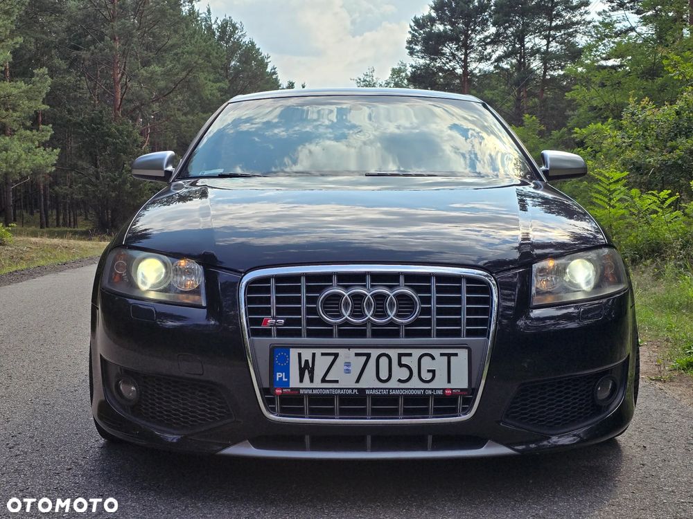 Audi S3 2.0T FSI Quattro - 1