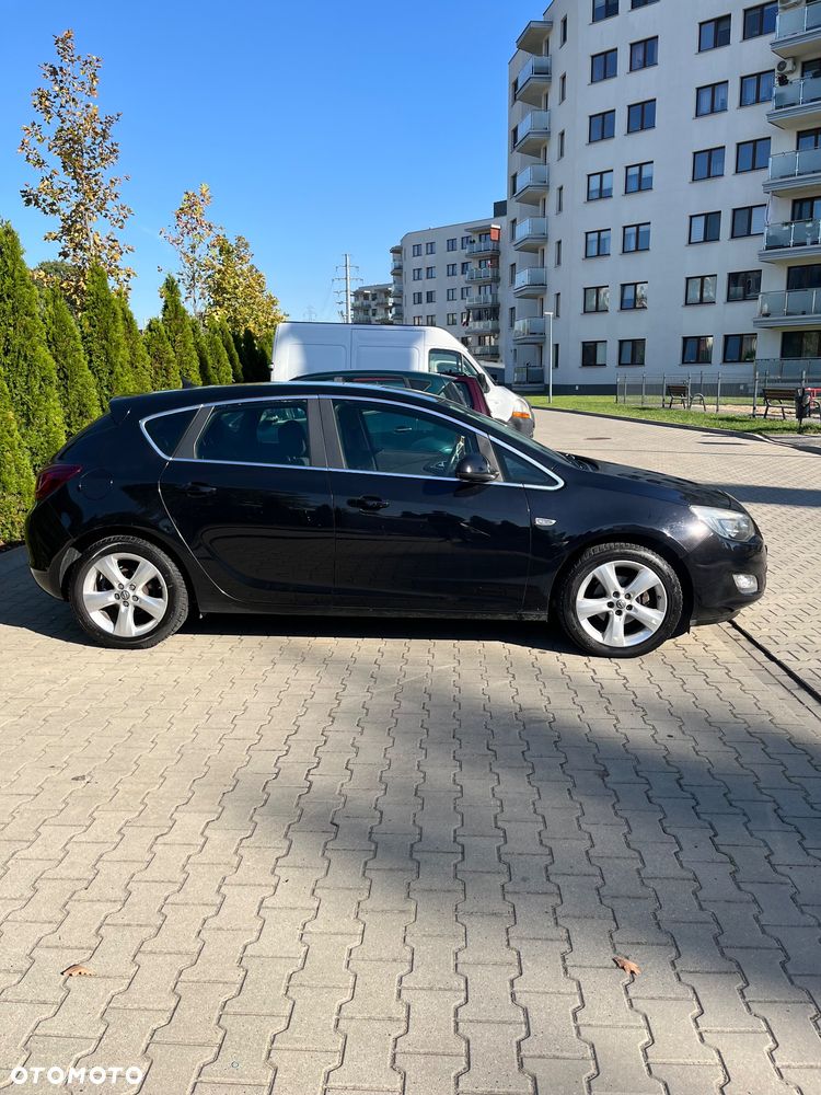 Opel Astra - 4