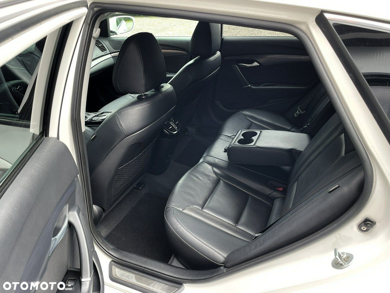 Hyundai i40 1.7 CRDi Comfort + - 27