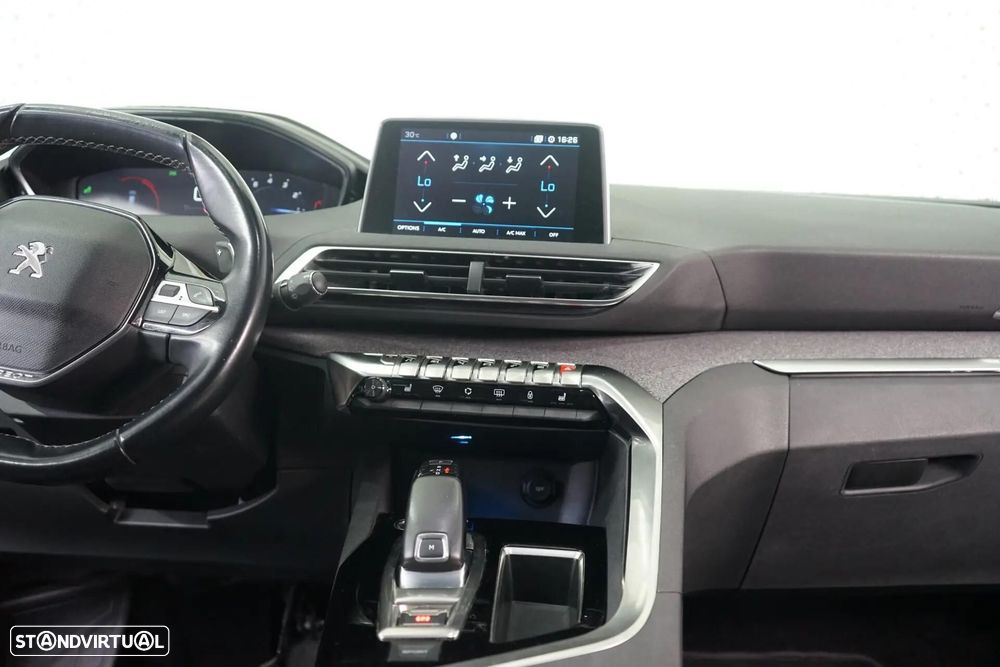 Peugeot 3008 1.2 PureTech Allure Pack EAT8 - 27