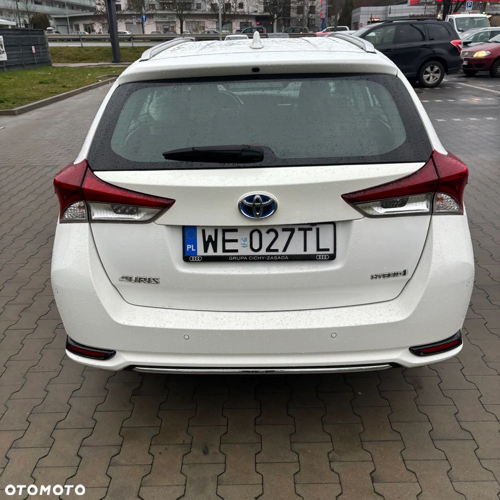 Toyota Auris Hybrid 135 Active - 3