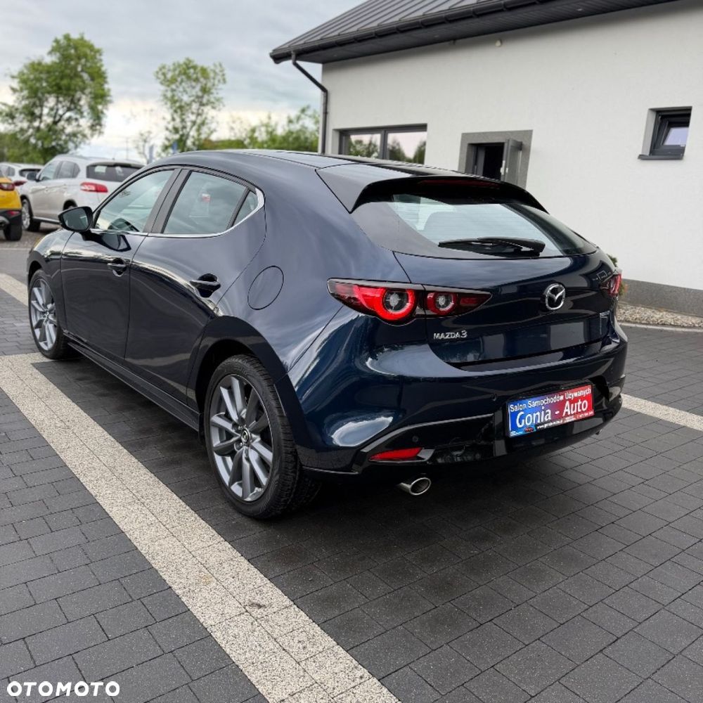 Mazda 3 - 7