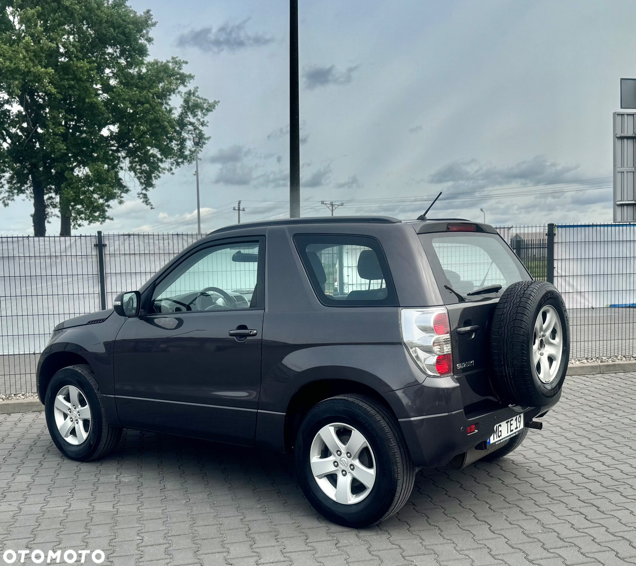 Suzuki Grand Vitara - 12