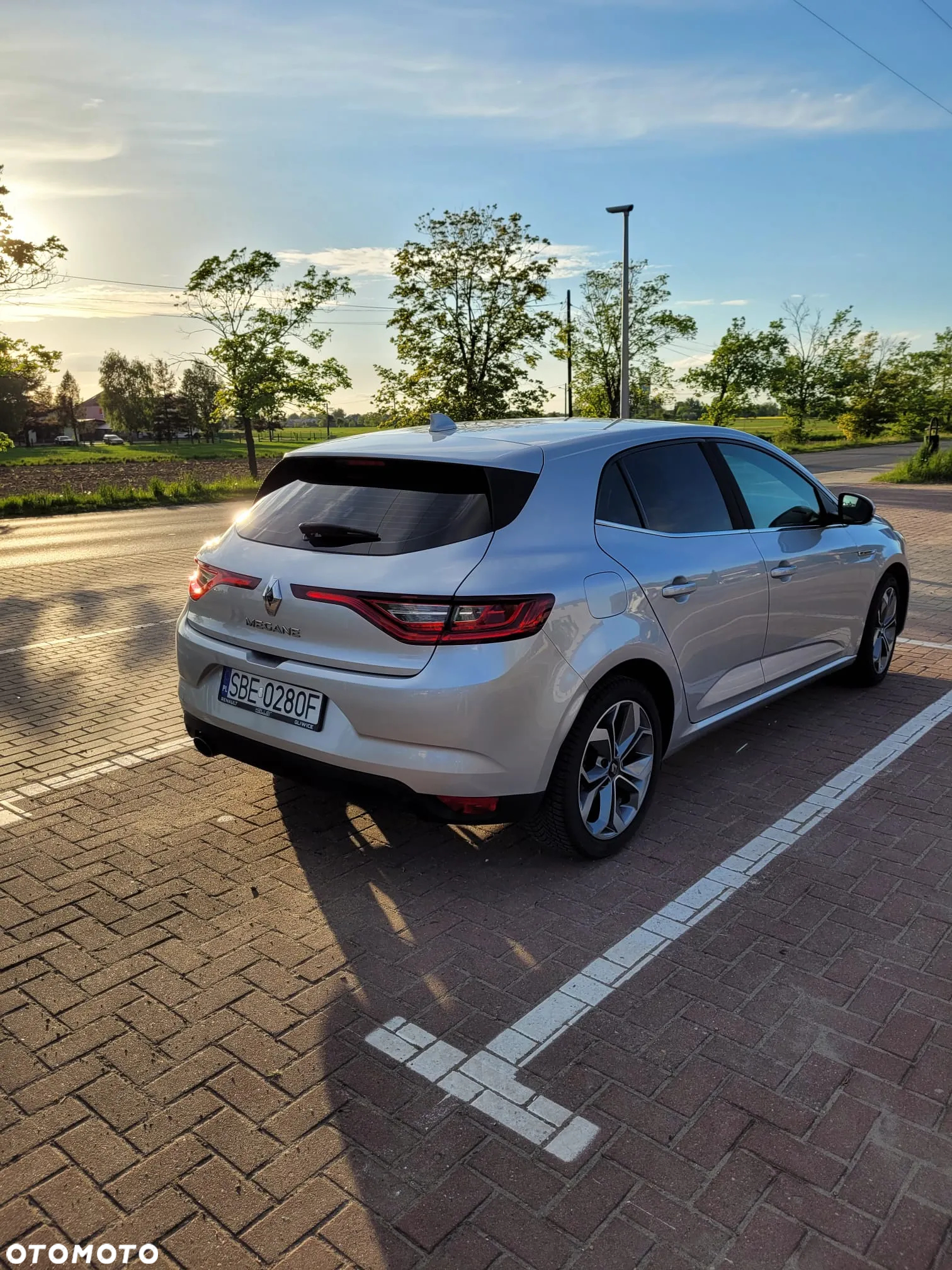Renault Megane 1.6 SCe Intens - 5
