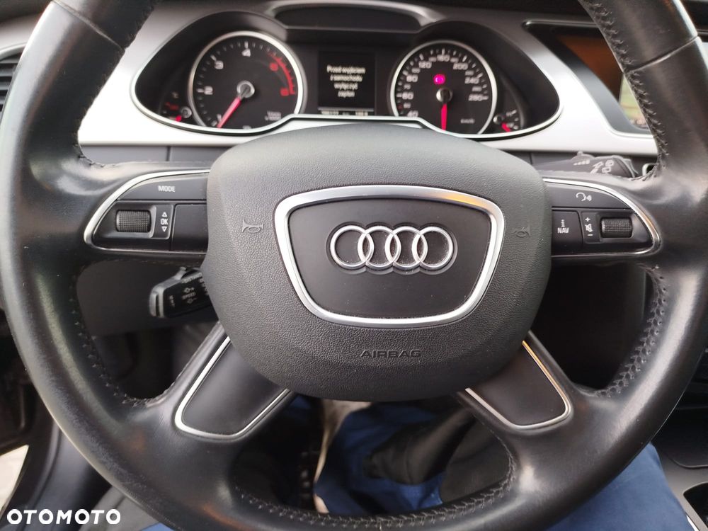 Audi A4 Avant 2.0 TDI ultra DPF Attraction - 7