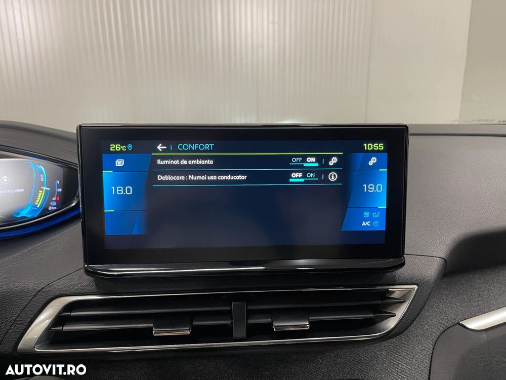 Peugeot 3008 Hybrid 225 e-EAT8 Roadtrip - 20