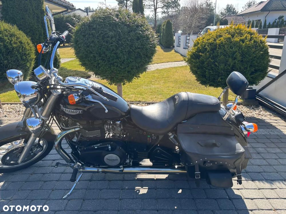 Triumph America - 1