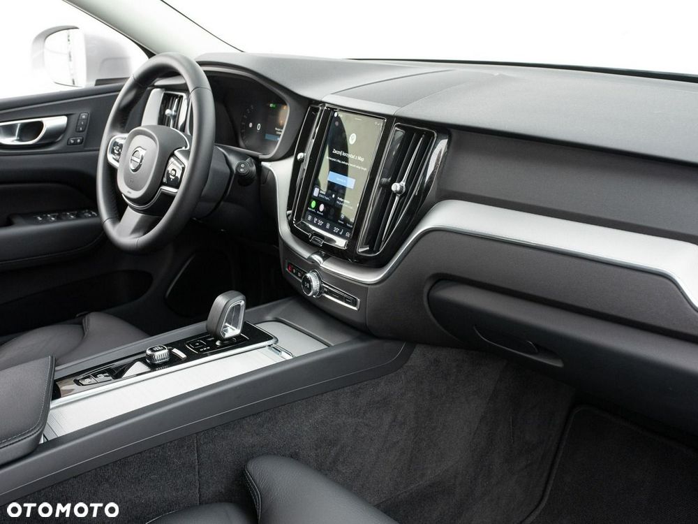 Volvo XC 60 B4 B Plus Bright - 31
