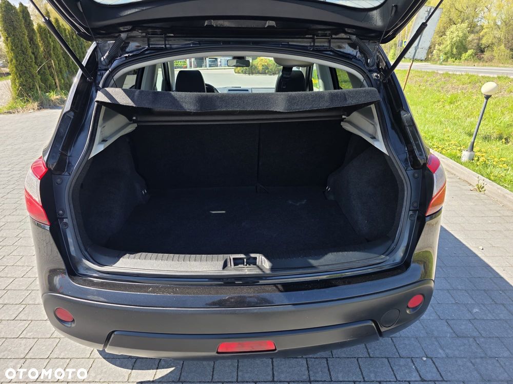 Nissan Qashqai - 9
