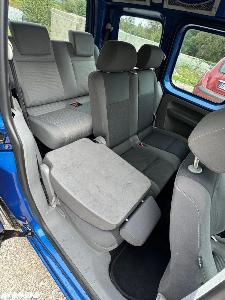Volkswagen Caddy - 9