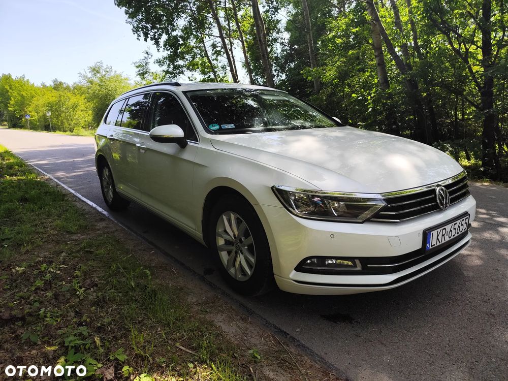 Volkswagen Passat 2.0 TDI (BlueMotion Technology) Comfortline - 17