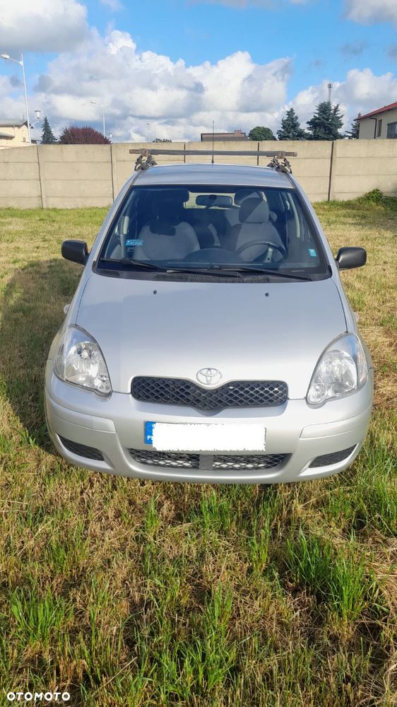 Toyota Yaris - 2