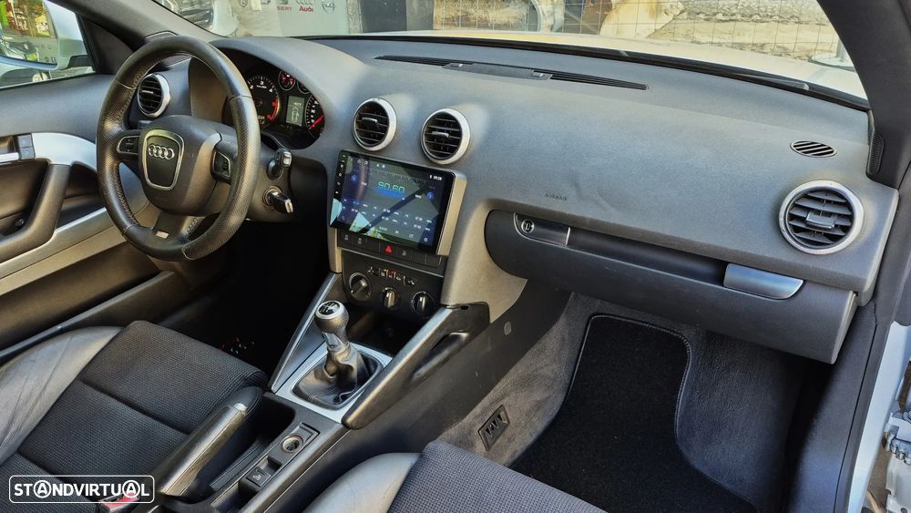 Audi A3 Cabrio 1.6 TDi S-line - 12