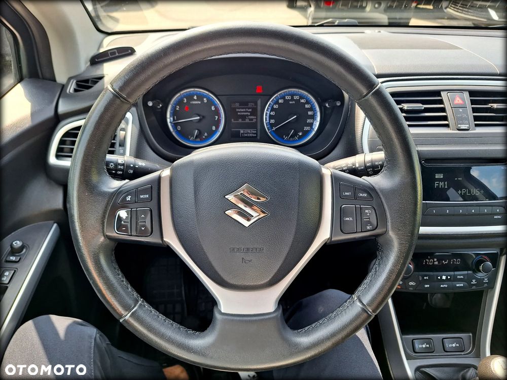 Suzuki SX4 S-Cross 1.6 Premium - 14