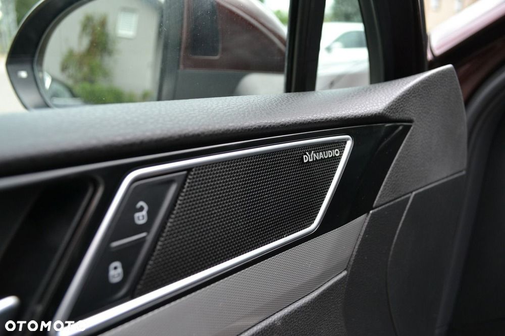 Volkswagen Passat - 21