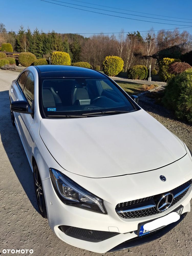 Mercedes-Benz CLA 200 7G-DCT - 1