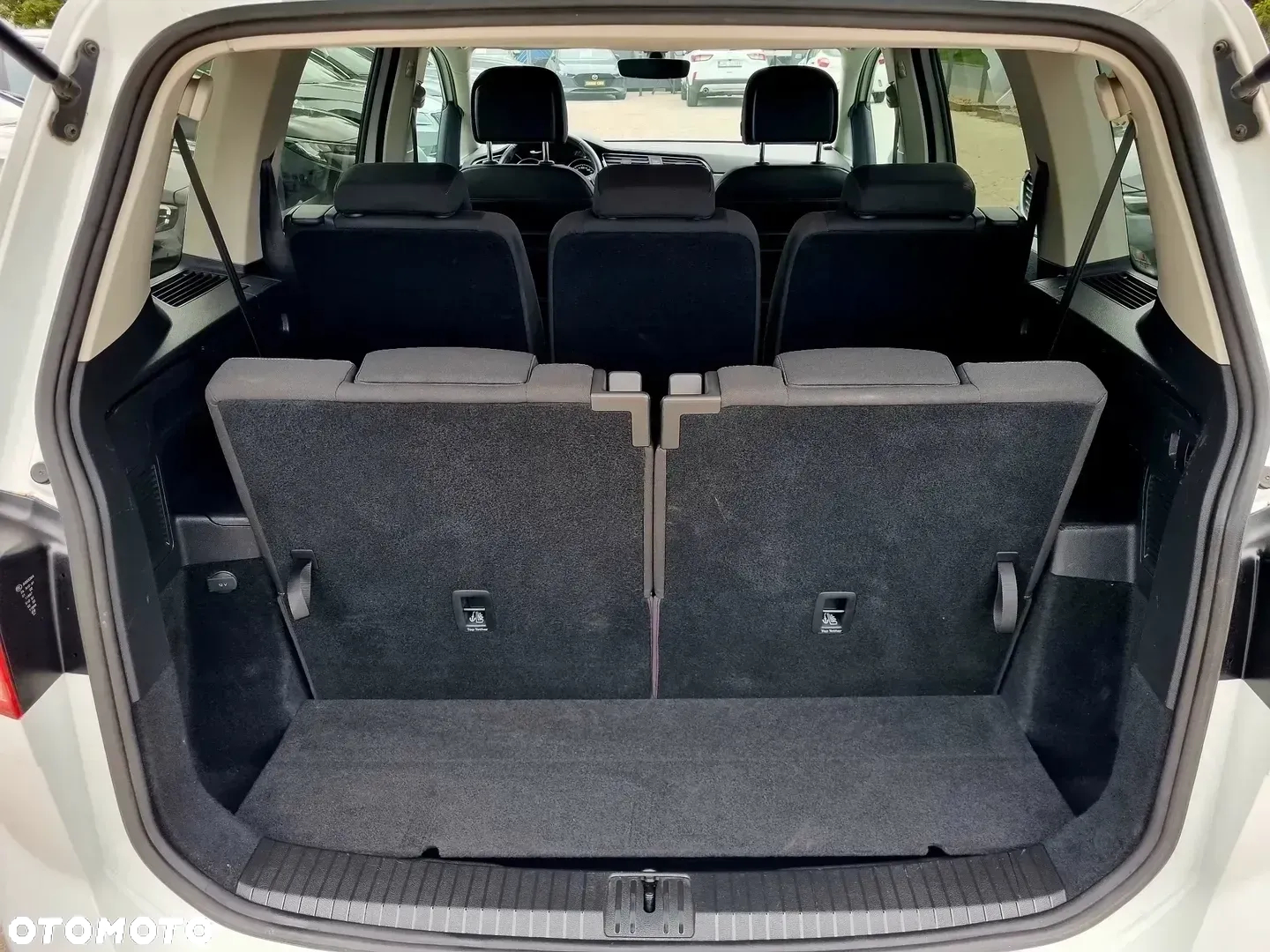 Volkswagen Touran 1.6 TDI SCR (BlueMotion Technology) DSG Comfortline - 14
