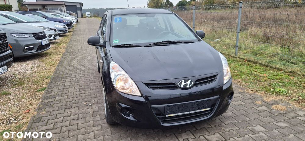 Hyundai I20 2012 photo 2