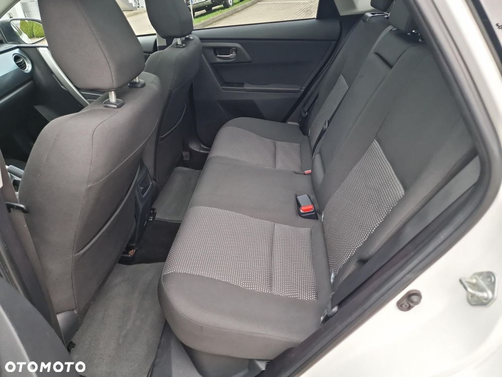 Toyota Auris Hybrid 135 Premium - 14