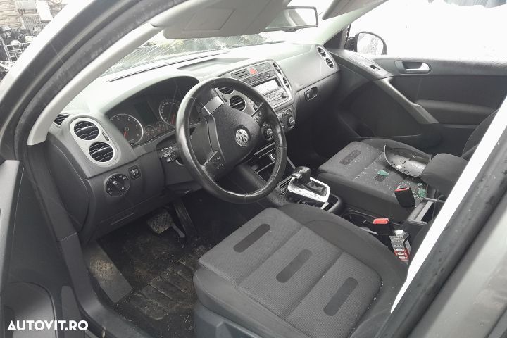 Grila proiector stanga 5N0853665 5N0853665 Volkswagen VW Tiguan 1 5N - 8