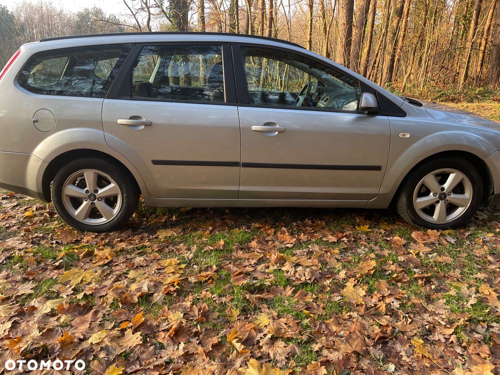 Ford Focus 1.6 TDCi Trend - 4