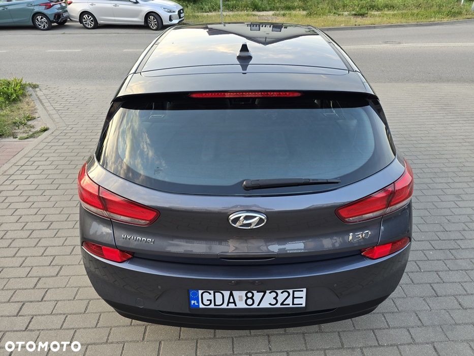Hyundai i30 - 16