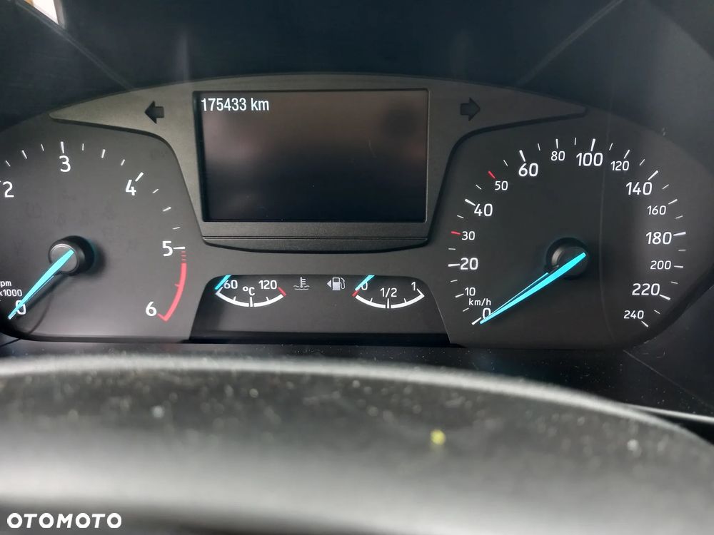 Ford Focus 1.5 EcoBlue Titanium X - 22