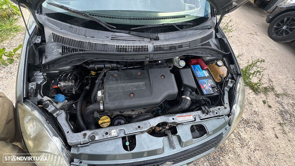 Suzuki Swift 1.3 DDiS GL - 10