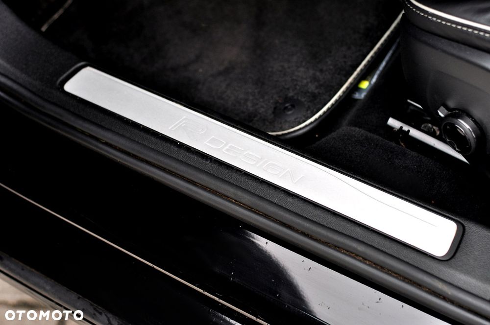 Volvo V60 T4 Geartronic R-Design - 39